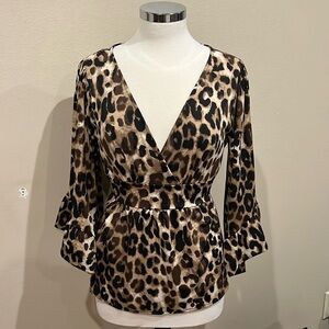 Betsey Johnson Leopard Print Bell Sleeve Top, Size Medium, Excellent Condition!